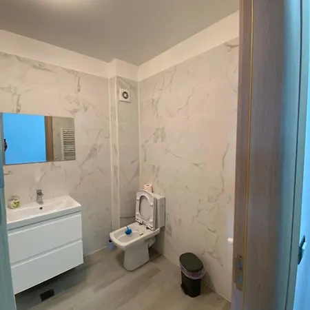 아파트 Evelinne Apartament Năvodari