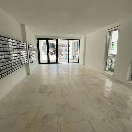 아파트 Evelinne Apartament *