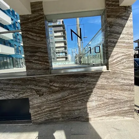 Evelinne Apartament 아파트 Năvodari