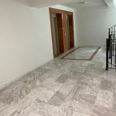 Evelinne Apartament 아파트 *